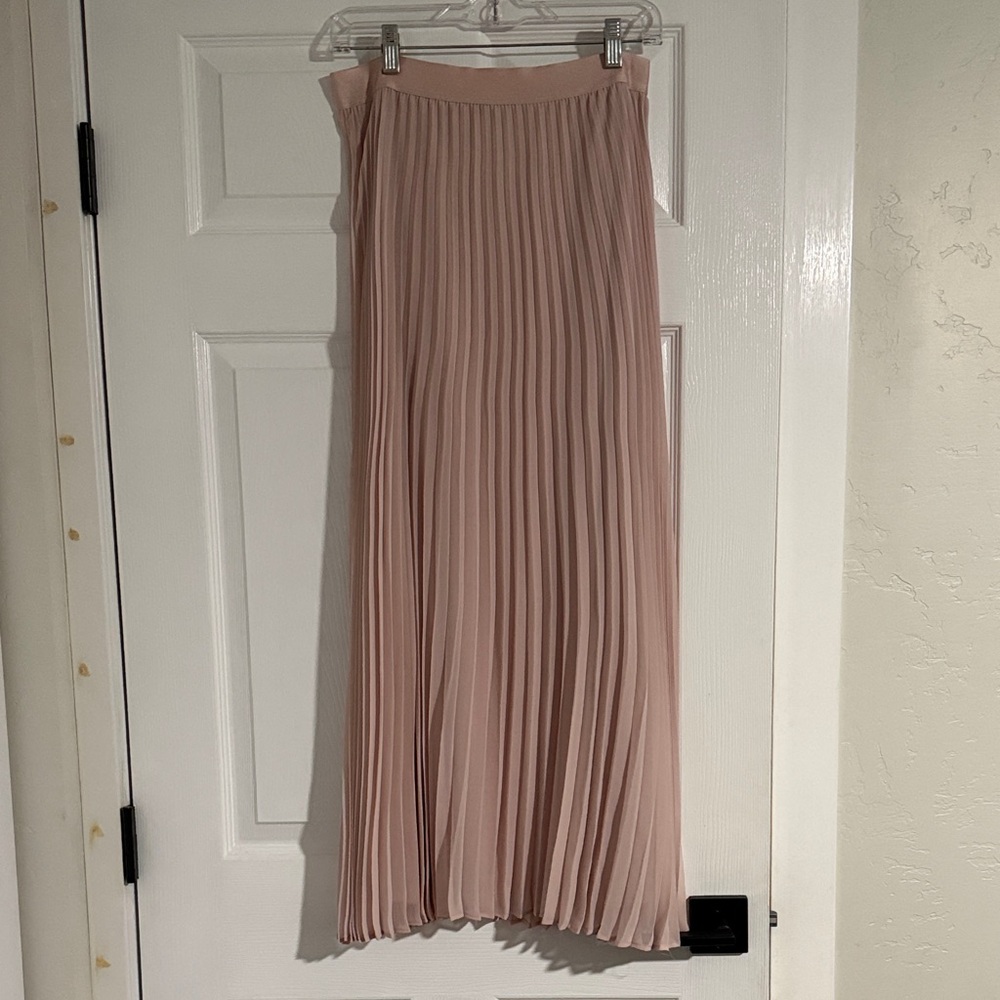 Express Pink Pleated Skirt
